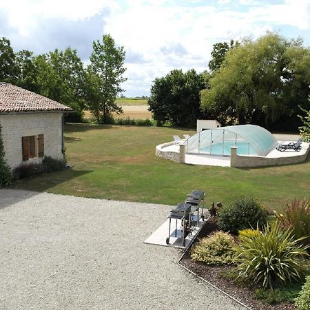 Gites Les Grandes Ecures Mons  Esterno foto
