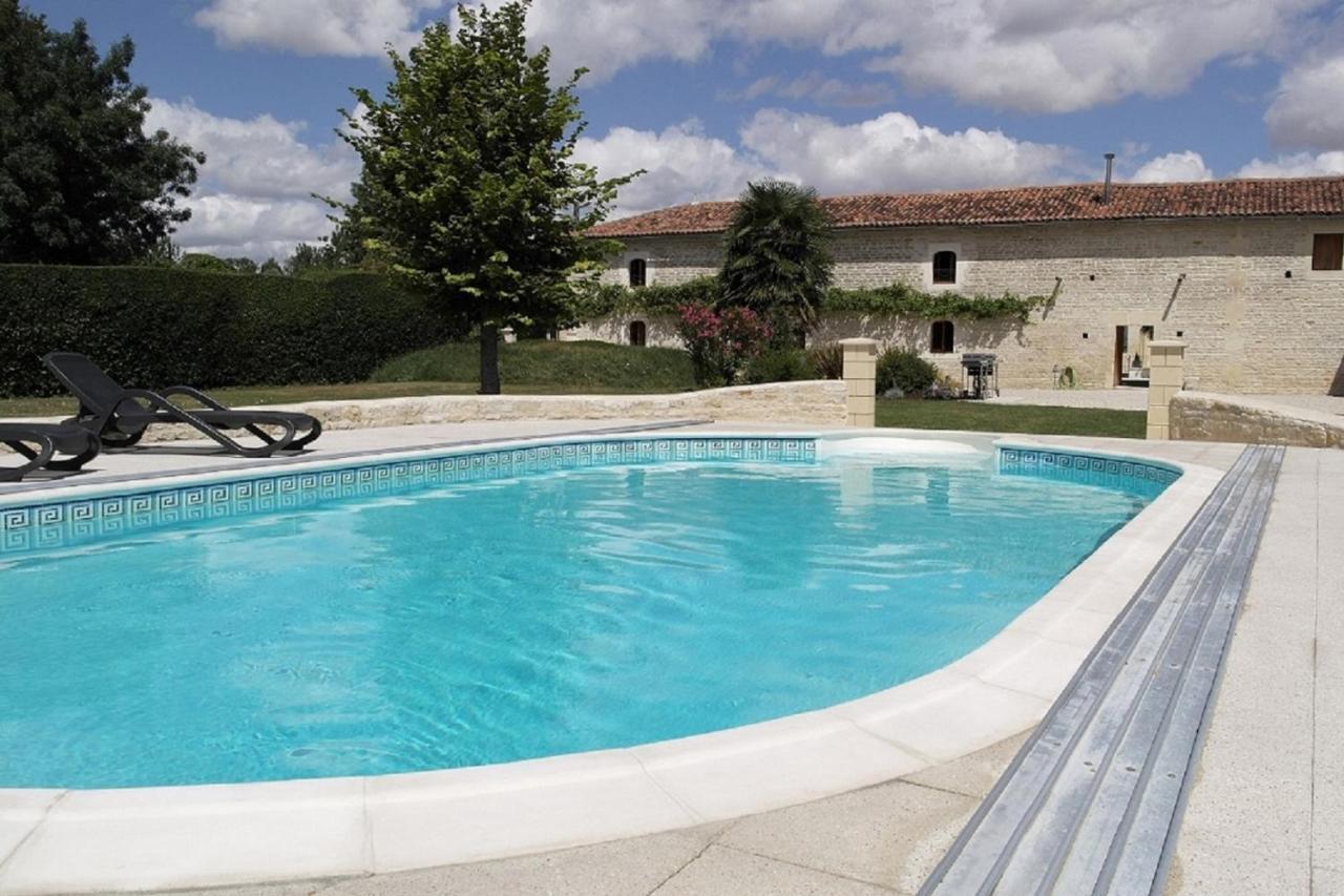 Gites Les Grandes Ecures Mons  Esterno foto